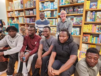 Ismael et ses amis 2.JPG (34109 octets)